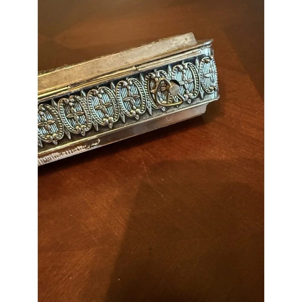 Vtg 50's Victorian Musical Silverplate Jewelry Trinket Box Red Velvet Japan‎